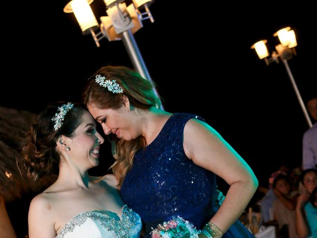 La boda de Oscar y Gabriela en Ixtapa Zihuatanejo, Guerrero 27