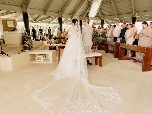 La boda de Diana y Víctor en Ixtapa Zihuatanejo, Guerrero 4