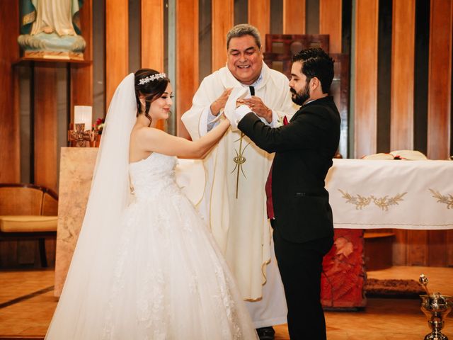 La boda de Miguel  y Karime  en Torreón, Coahuila 8