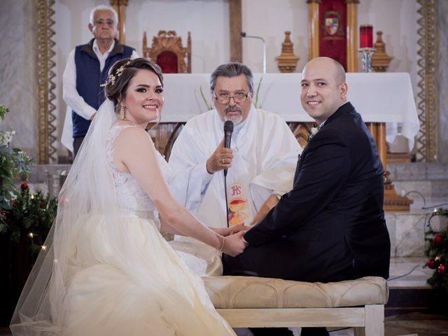 La boda de Hector y Irma en La Paz, Baja California Sur 21
