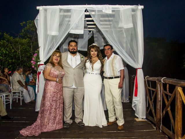 La boda de Hector  y Erika  en Playa del Carmen, Quintana Roo 5