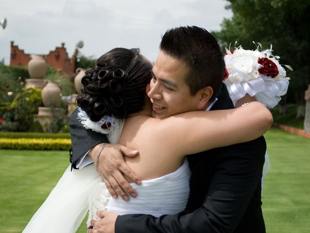 La boda de Christian y Iviance  en Tepotzotlán, Estado México 5
