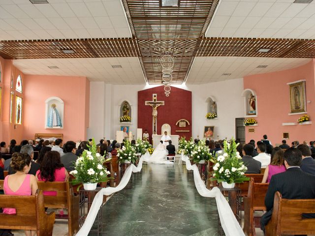 La boda de Christian y Iviance  en Tepotzotlán, Estado México 13