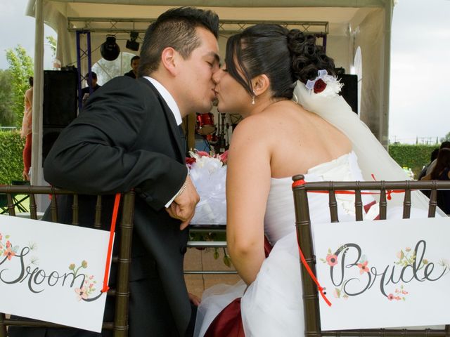 La boda de Christian y Iviance  en Tepotzotlán, Estado México 25