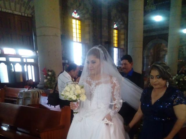 La boda de Carlos y Karla  en Mazatlán, Sinaloa 23