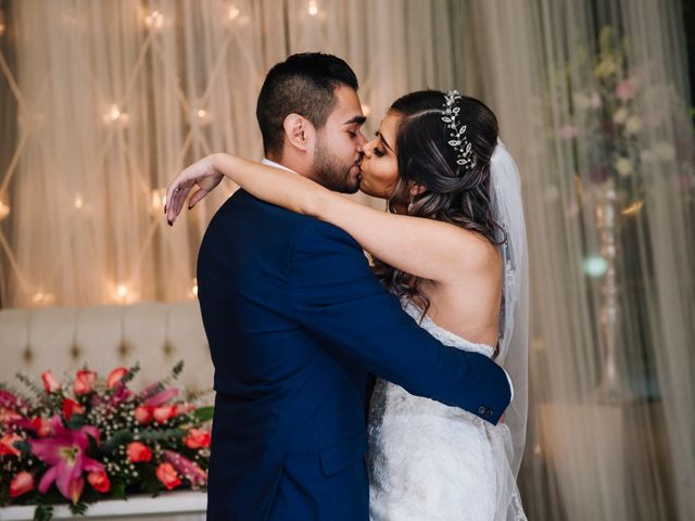 La boda de Martín y Adriana en Zapopan, Jalisco 32