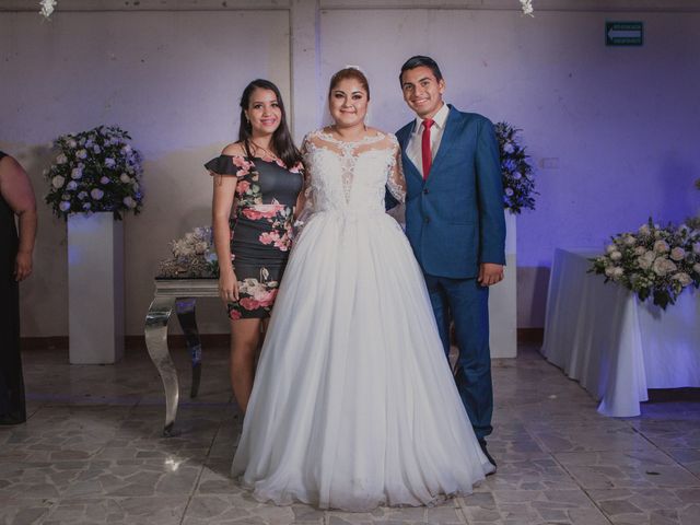 La boda de Carlos y Karla  en Mazatlán, Sinaloa 53