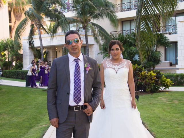 La boda de Alex y Omayra en Puerto Morelos, Quintana Roo 27