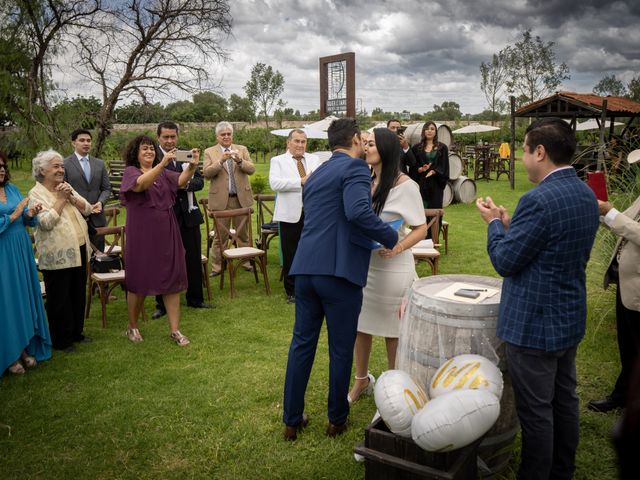 La boda de ALONSO y ANDREA en Colón, Querétaro 13