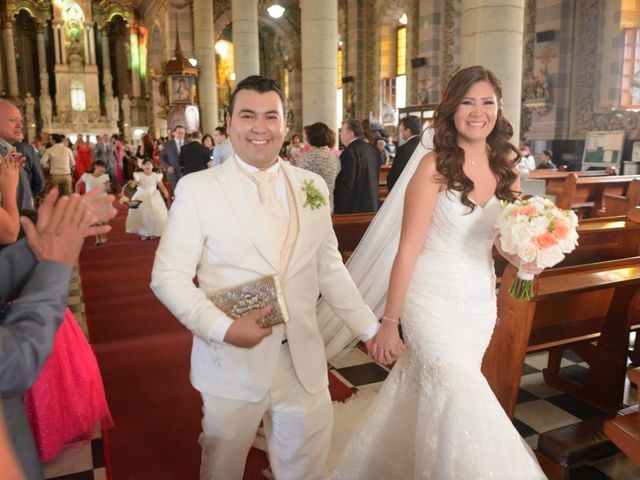 La boda de Mario y Daniela en Mazatlán, Sinaloa 11
