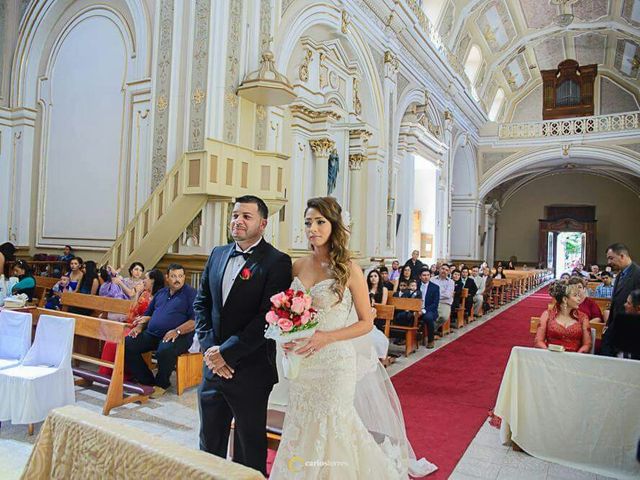 La boda de Adrián y Claudia en Cotija, Michoacán 8