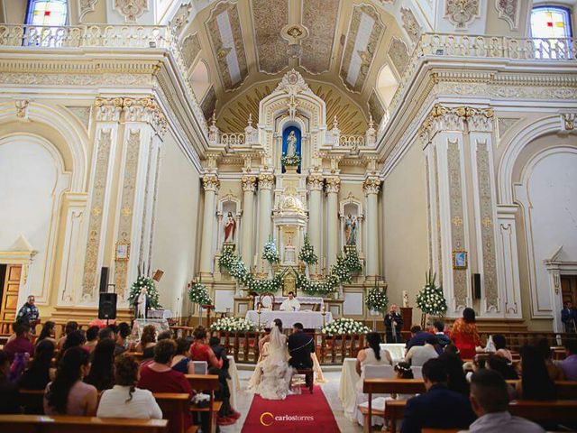 La boda de Adrián y Claudia en Cotija, Michoacán 11