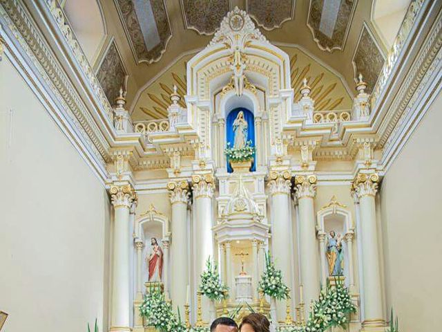 La boda de Adrián y Claudia en Cotija, Michoacán 17