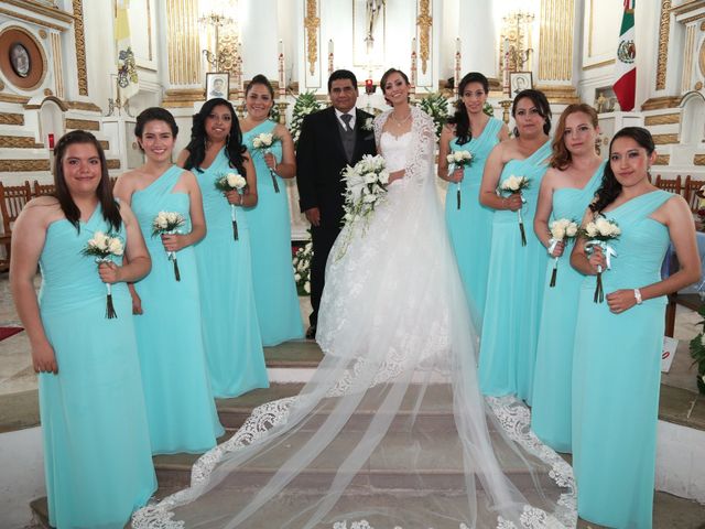 La boda de Edhimir Velázquez  y Leticia Samperio  en Pachuca, Hidalgo 7