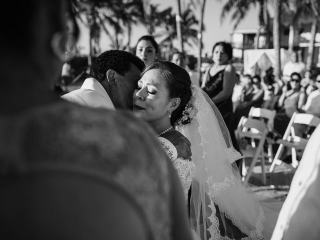 La boda de Isaias y Mayra en Acapulco, Guerrero 11