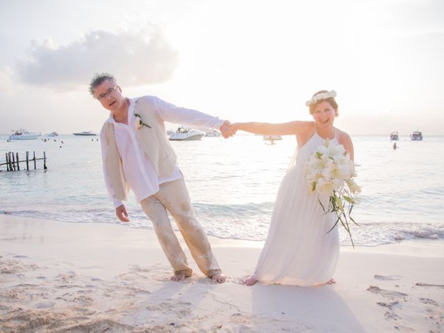 La boda de Jason y Lynn en Isla Mujeres, Quintana Roo 58