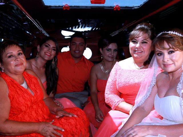 La boda de Carlos y Estrella en Tijuana, Baja California 1