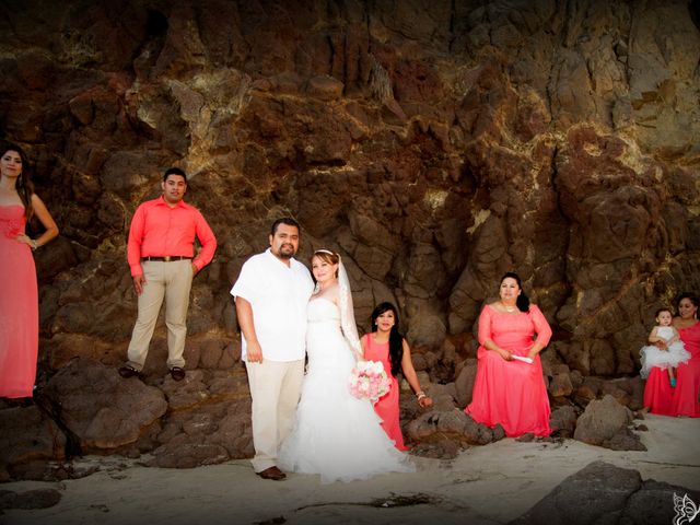 La boda de Carlos y Estrella en Tijuana, Baja California 15
