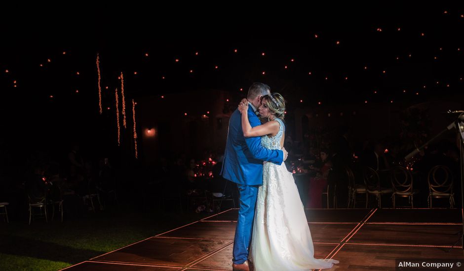 La boda de Jimmy y Katy en Colima, Colima