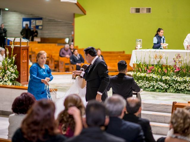 La boda de Alejandro y Pamela en León, Guanajuato 57
