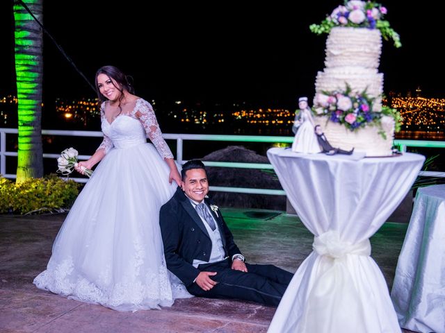 La boda de Alejandro y Pamela en León, Guanajuato 75