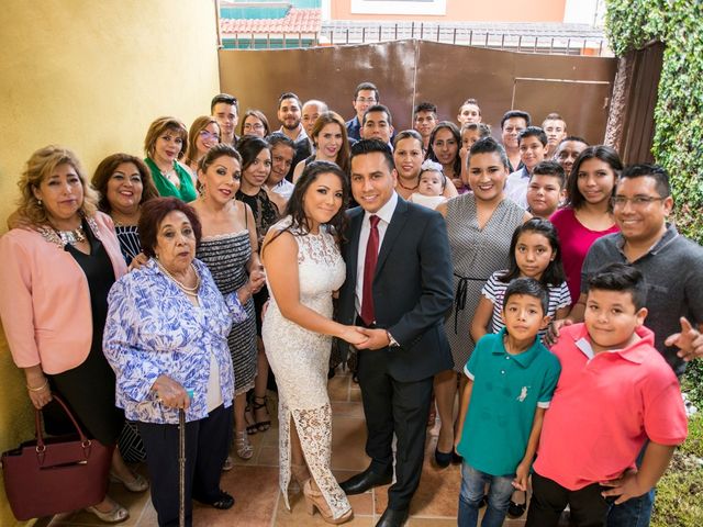 La boda de Alejandro y Pamela en León, Guanajuato 112