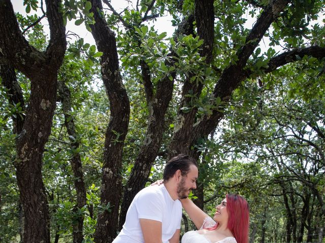 La boda de Christian  y Laura  en León, Guanajuato 23