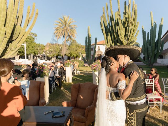 La boda de Néstor y Monique en Guaymas-San Carlos, Sonora 25