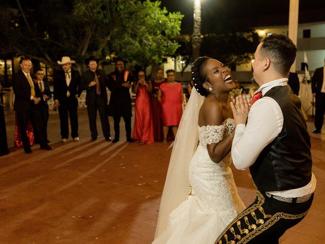 La boda de Néstor y Monique en Guaymas-San Carlos, Sonora 26