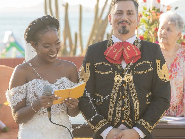 La boda de Néstor y Monique en Guaymas-San Carlos, Sonora 54