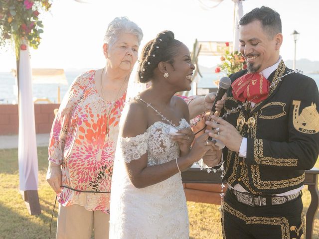 La boda de Néstor y Monique en Guaymas-San Carlos, Sonora 57