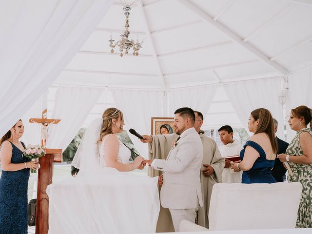 La boda de Giovanny y Jennifer en Tlayacapan, Morelos 9