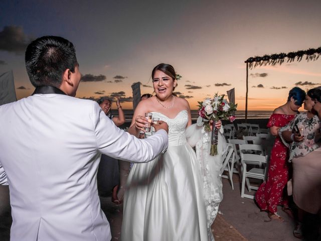 La boda de Rogelio y Nydia en Acapulco, Guerrero 32