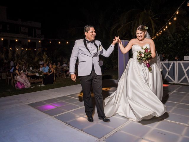 La boda de Rogelio y Nydia en Acapulco, Guerrero 34