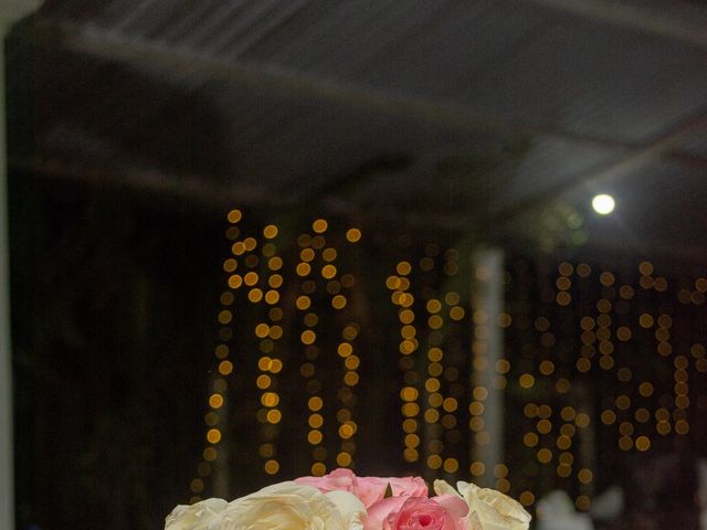 La boda de Misael y Zuri en Comalcalco, Tabasco 13