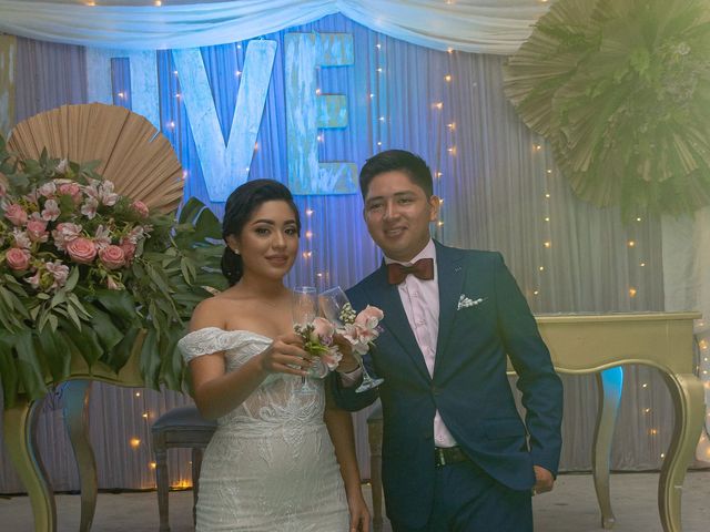 La boda de Misael y Zuri en Comalcalco, Tabasco 21