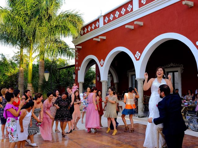 La boda de Manuel y Cindy  en Conkal, Yucatán 7
