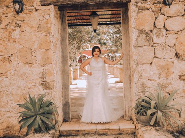 La boda de Manuel y Cindy  en Conkal, Yucatán 12