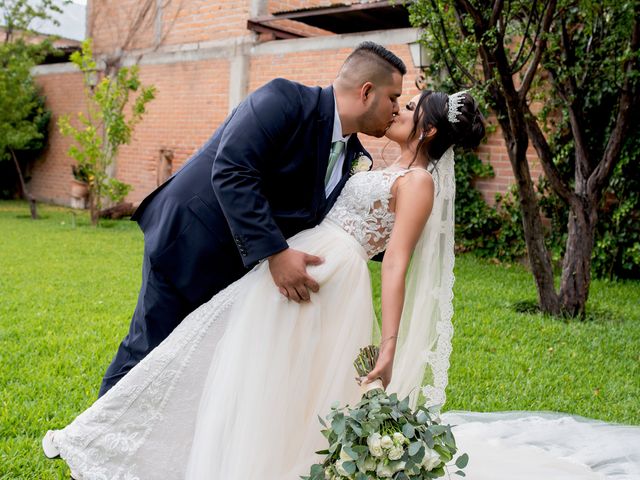 La boda de Oscar y Lupita en Vicente Guerrero, Durango 21