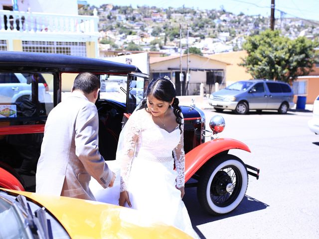 La boda de Carlos  y Ana en Ensenada, Baja California 41