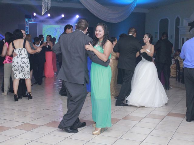 La boda de Francisco y Adriana  en Saltillo, Coahuila 28