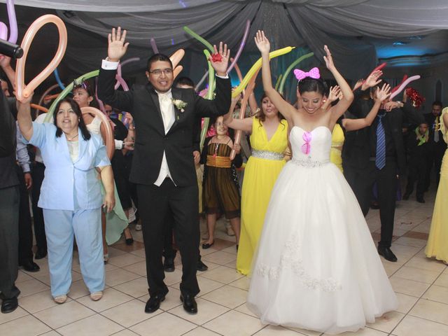 La boda de Francisco y Adriana  en Saltillo, Coahuila 33