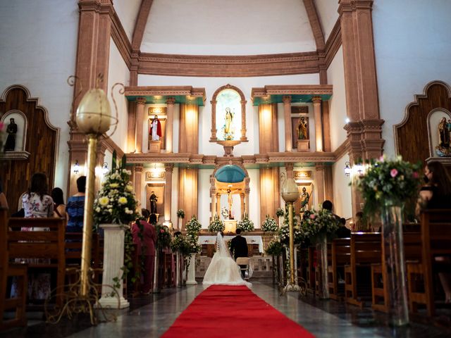 La boda de Edgar y Tania en Apatzingán, Michoacán 22