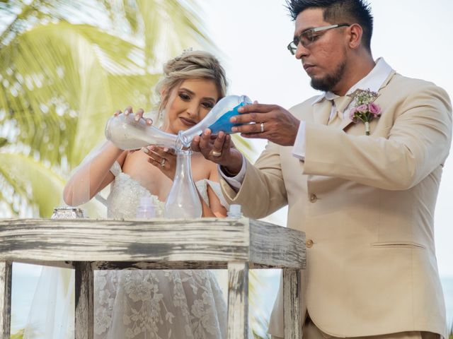 La boda de Ricardo y Kenia en Cancún, Quintana Roo 7