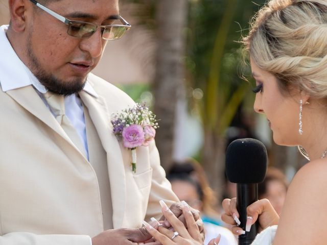 La boda de Ricardo y Kenia en Cancún, Quintana Roo 14