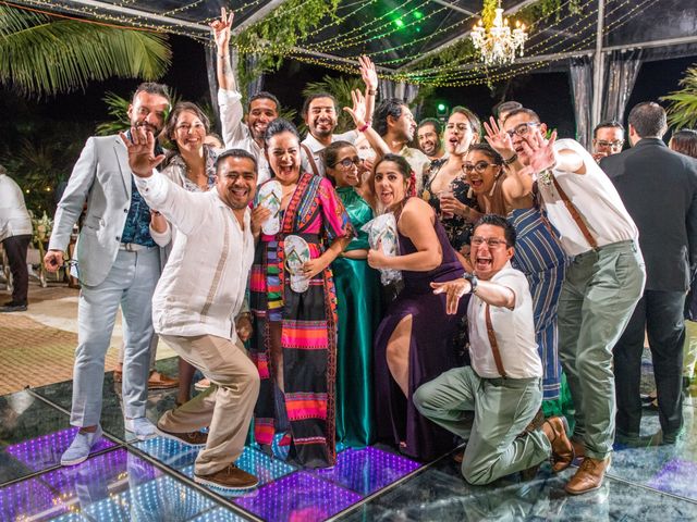 La boda de Israel y Aremi en Playa del Carmen, Quintana Roo 35