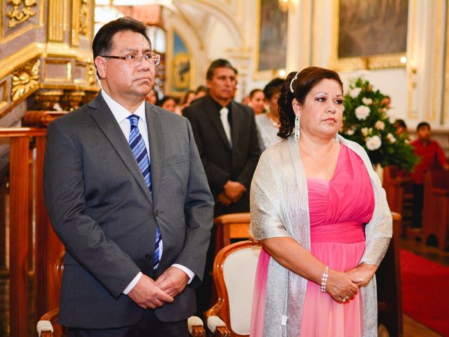 La boda de Hugo  y Cynthia  en Aguascalientes, Aguascalientes 15