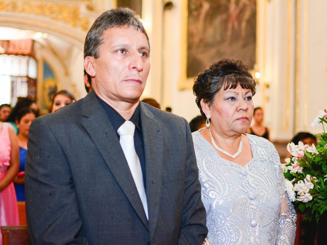 La boda de Hugo  y Cynthia  en Aguascalientes, Aguascalientes 16