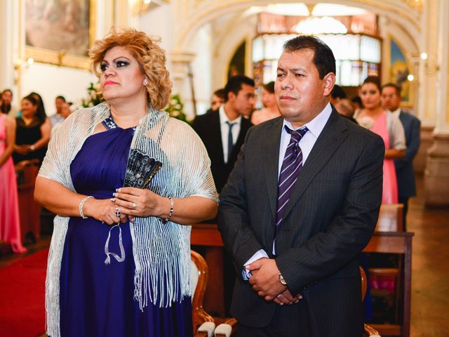 La boda de Hugo  y Cynthia  en Aguascalientes, Aguascalientes 17