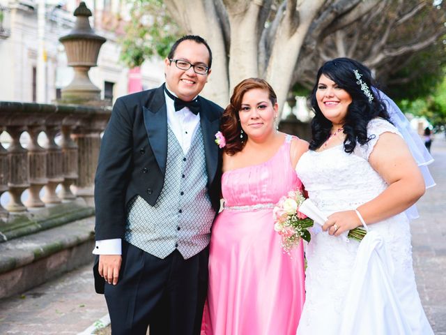 La boda de Hugo  y Cynthia  en Aguascalientes, Aguascalientes 42